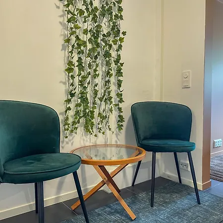 Perfect For Couples - Free Parking & Near Attractions Apartment *